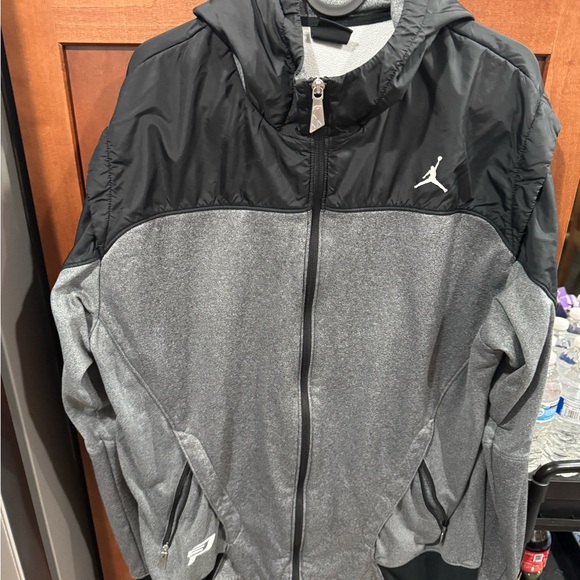 Jordan Grey/ blk Jacket sz. XL - Picture 1 of 3
